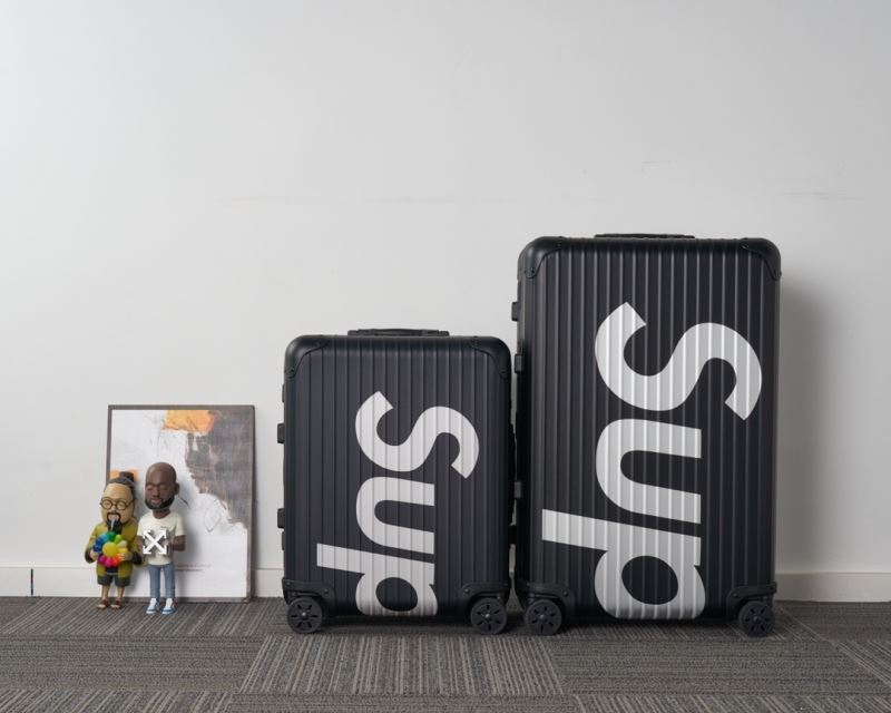 Supreme x Rimowa Suitcase